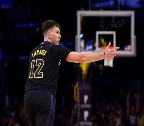 赛场上的,铁血八将,廖三宁勇夺,球速体育平台,球速体育官方网站,球速体育登录入口,球速体育app下载